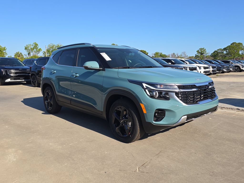 New 2026 Kia Seltos EX FWD image 2