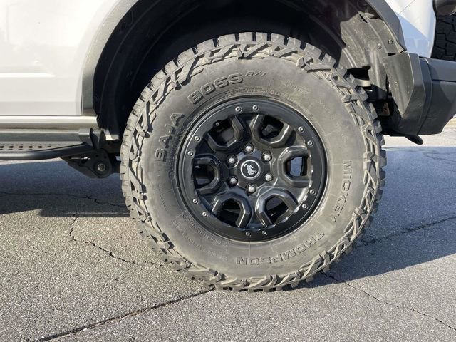 Used 2024 Ford Bronco Badlands image 9