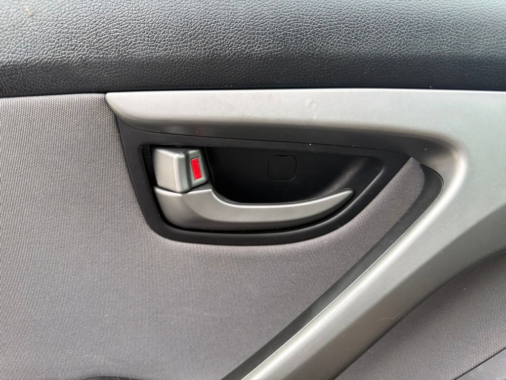 Used 2015 Hyundai Elantra SE w/ Option Group 02 FWD image 32