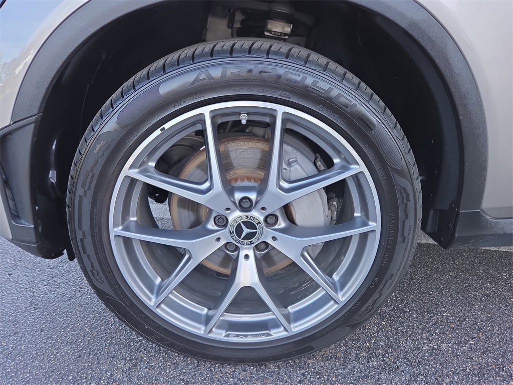 Certified 2021 Mercedes-Benz GLC 300 4MATIC Coupe image 9