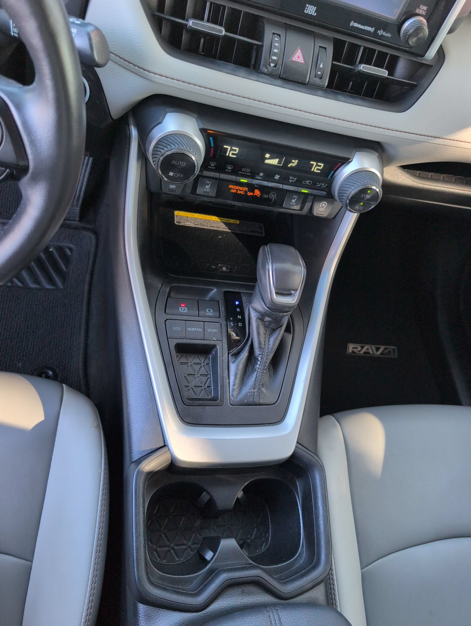 Used 2021 Toyota RAV4 XLE Premium FWD image 15