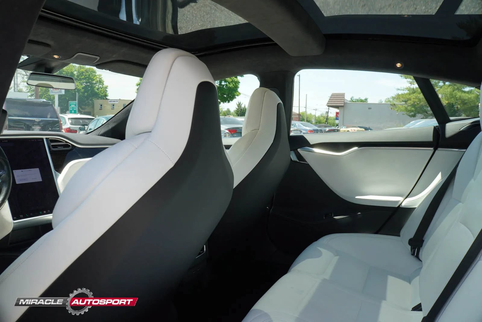 Used 2017 Tesla Model S 100D AWD/4WD image 28