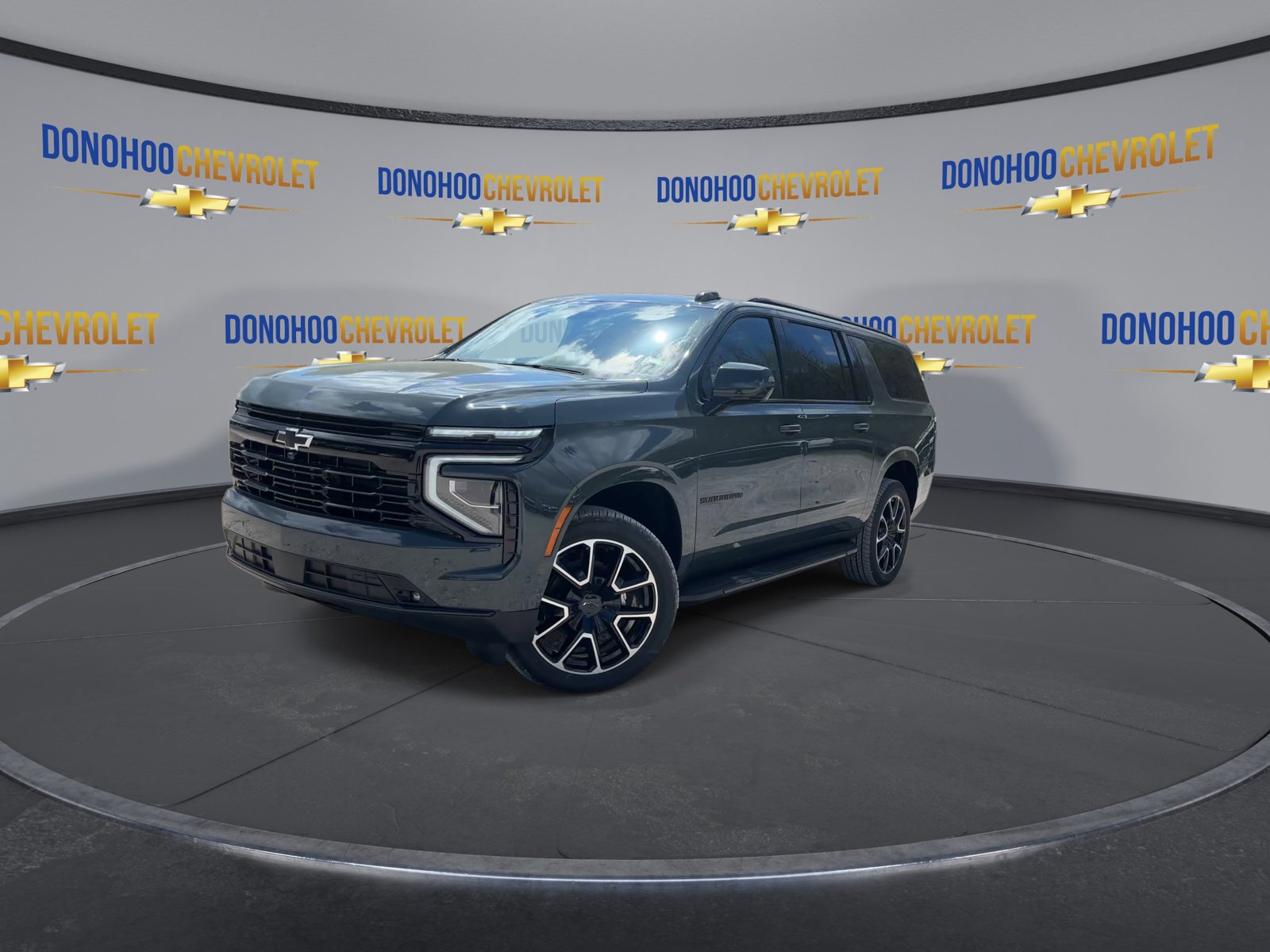 New 2026 Chevrolet Suburban RST image 6