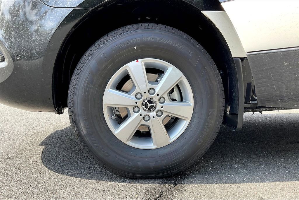 New 2025 Mercedes-Benz Sprinter 144 Cargo image 9