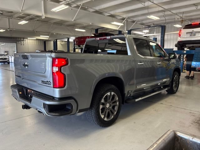 Used 2023 Chevrolet Silverado 1500 High Country w/ LPO, Dark Essentials Package AWD/4WD image 5