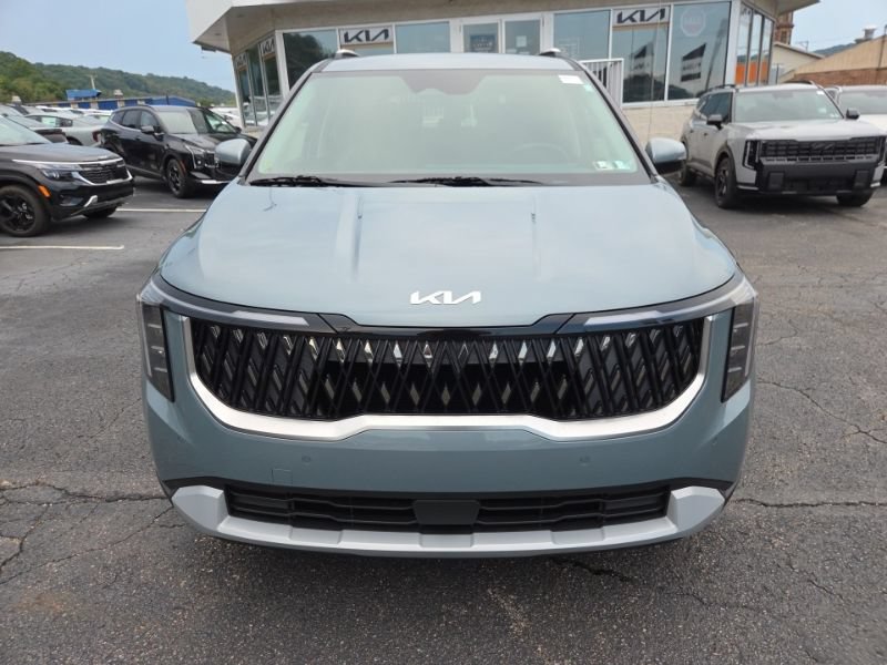 New 2027 Kia Carnival EX FWD image 2