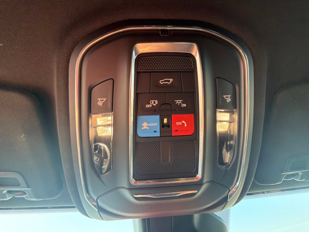 Used 2025 Jeep Grand Cherokee L Laredo AWD/4WD image 30
