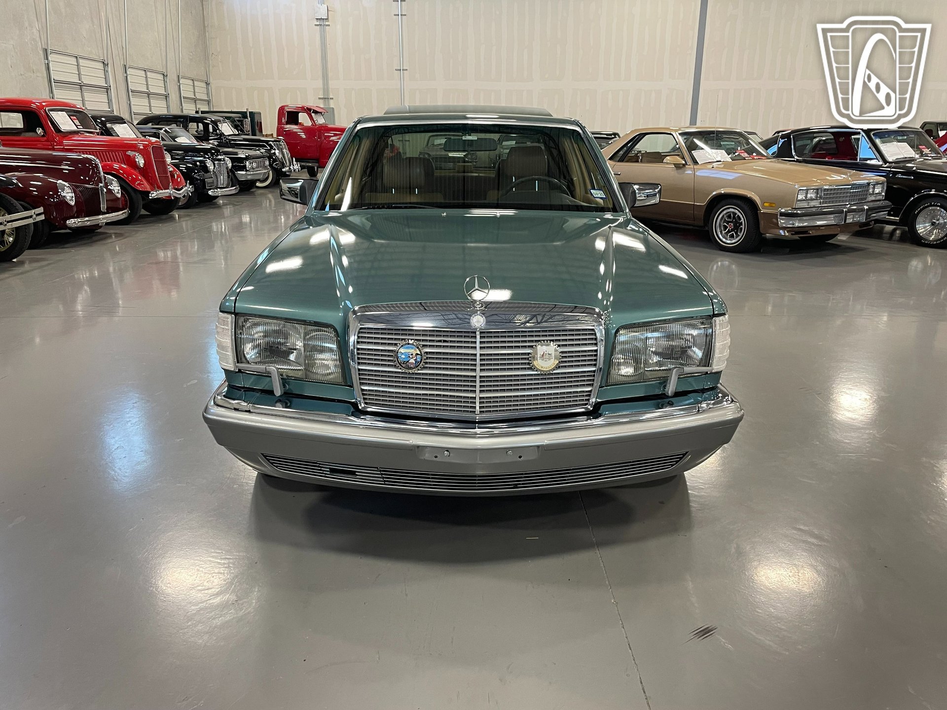 Used 1987 Mercedes-Benz 420 SEL image 4
