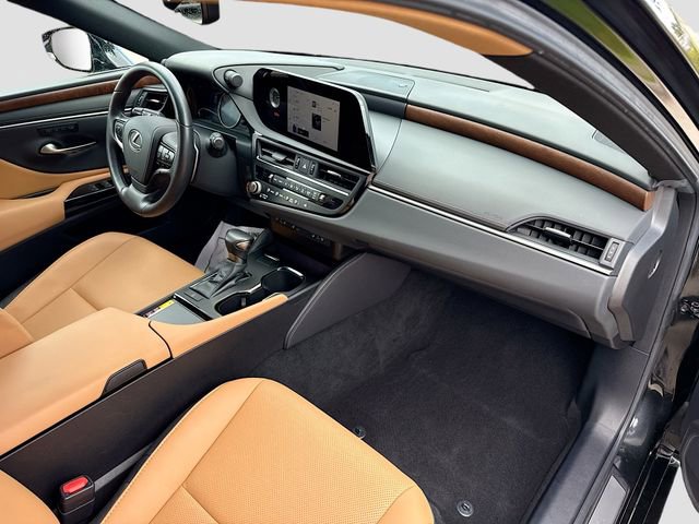 Used 2025 Lexus ES 350 w/ Premium Package image 14