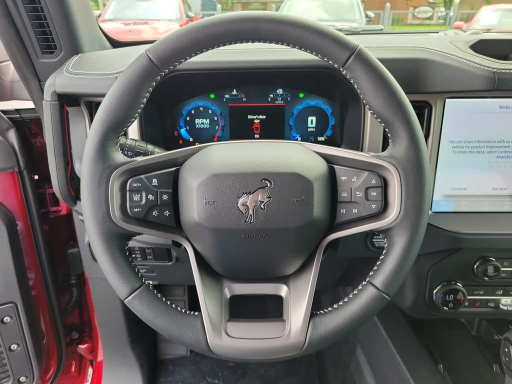 New 2026 Ford Bronco Outer Banks w/ Sasquatch Package AWD/4WD image 23