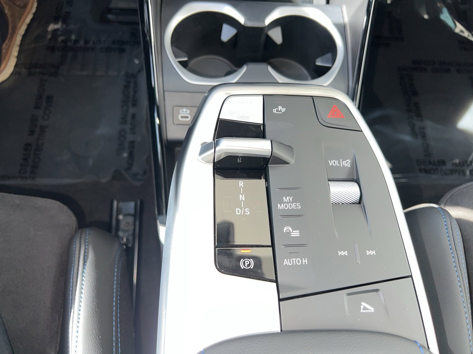 New 2025 BMW X2 xDrive28i w/ M Sport Package image 10