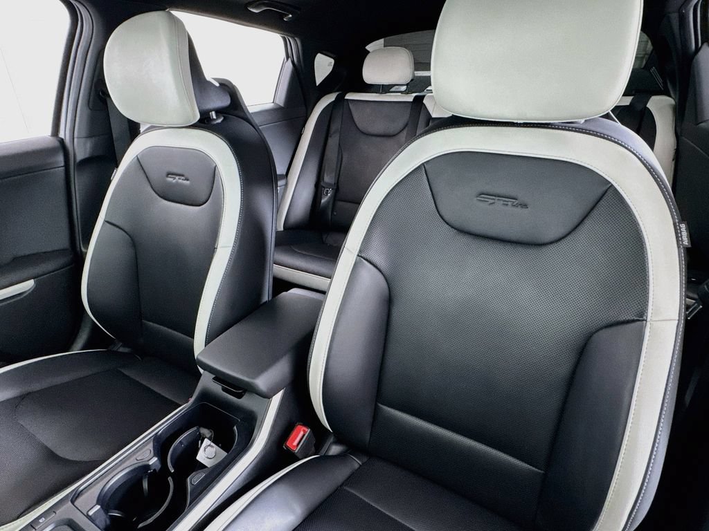Used 2026 Kia K4 GT-Line w/ GT-Line Premium Package FWD image 15