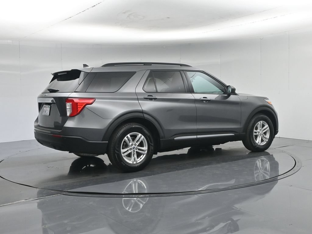 Used 2021 Ford Explorer XLT RWD image 31