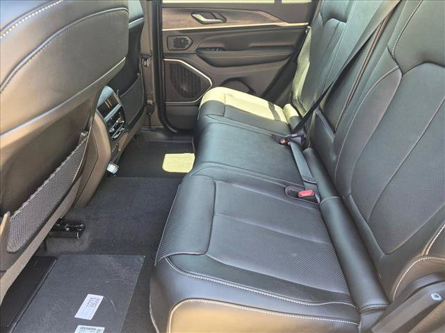 New 2026 Jeep Grand Cherokee Limited AWD/4WD image 14