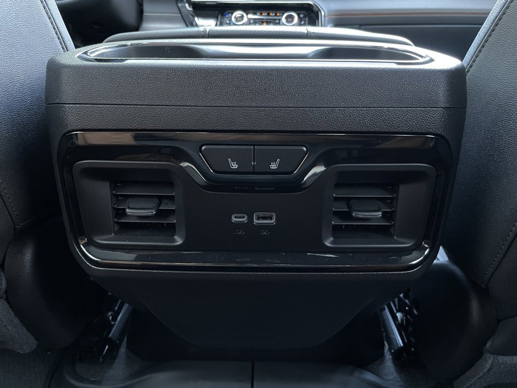 Used 2024 GMC Sierra 1500 AT4 w/ Technology Package image 29