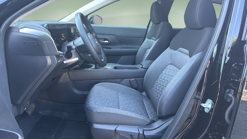 New 2026 Nissan Kicks SV w/ Cold Weather Package FWD image 16