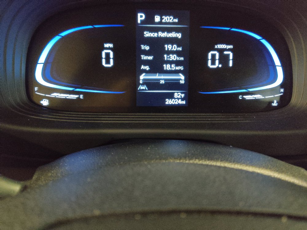 Used 2025 Hyundai Venue SEL FWD image 23