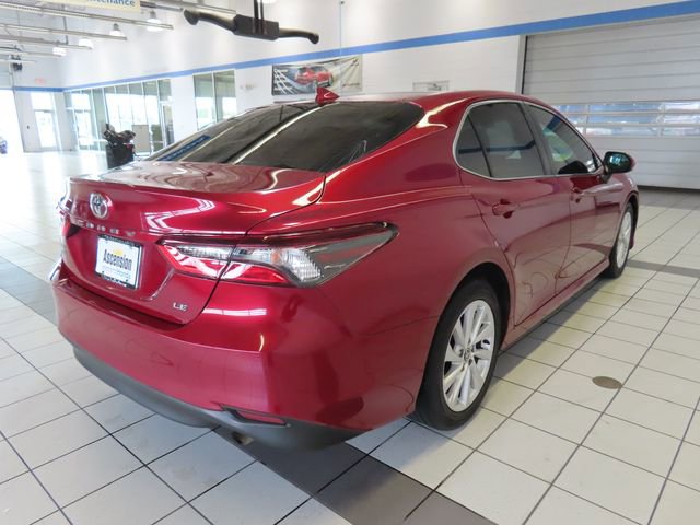 Used 2022 Toyota Camry LE FWD image 12