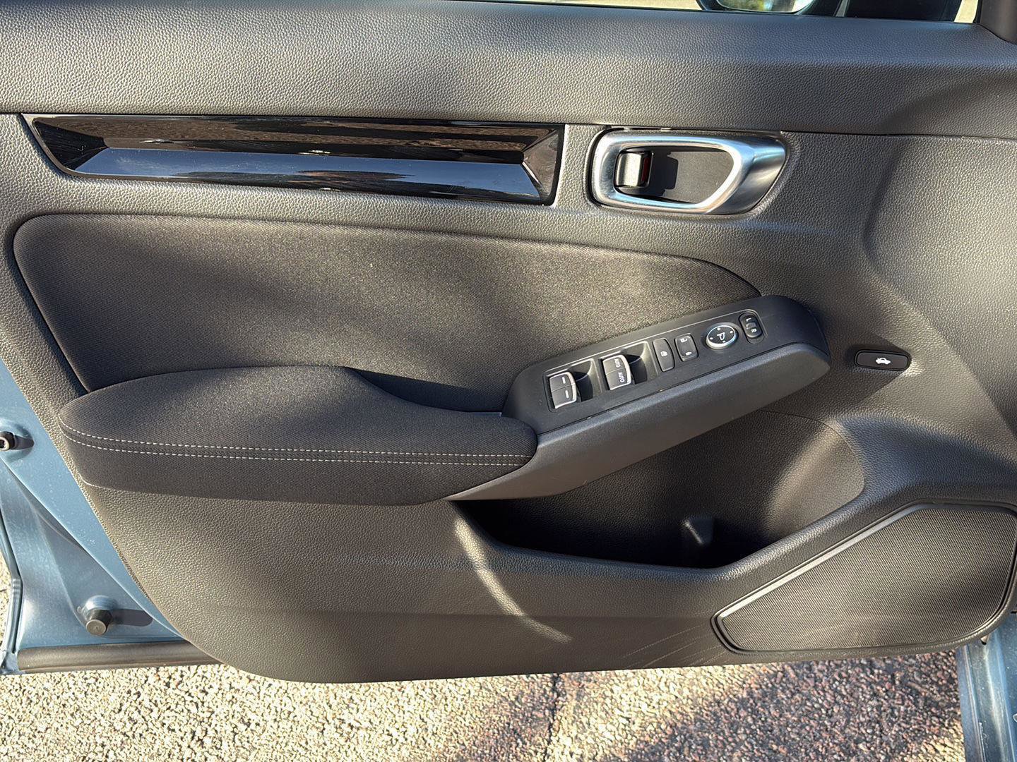 Certified 2025 Honda Civic FWD Hybrid Sedan image 13