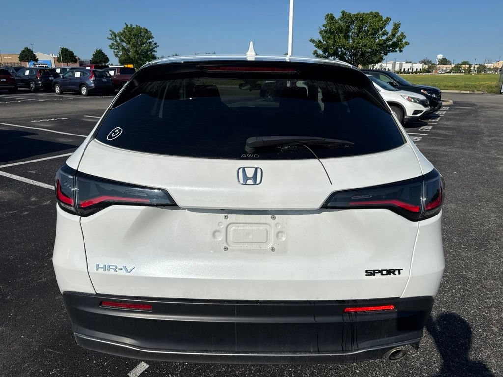 Used 2024 Honda HR-V Sport image 9