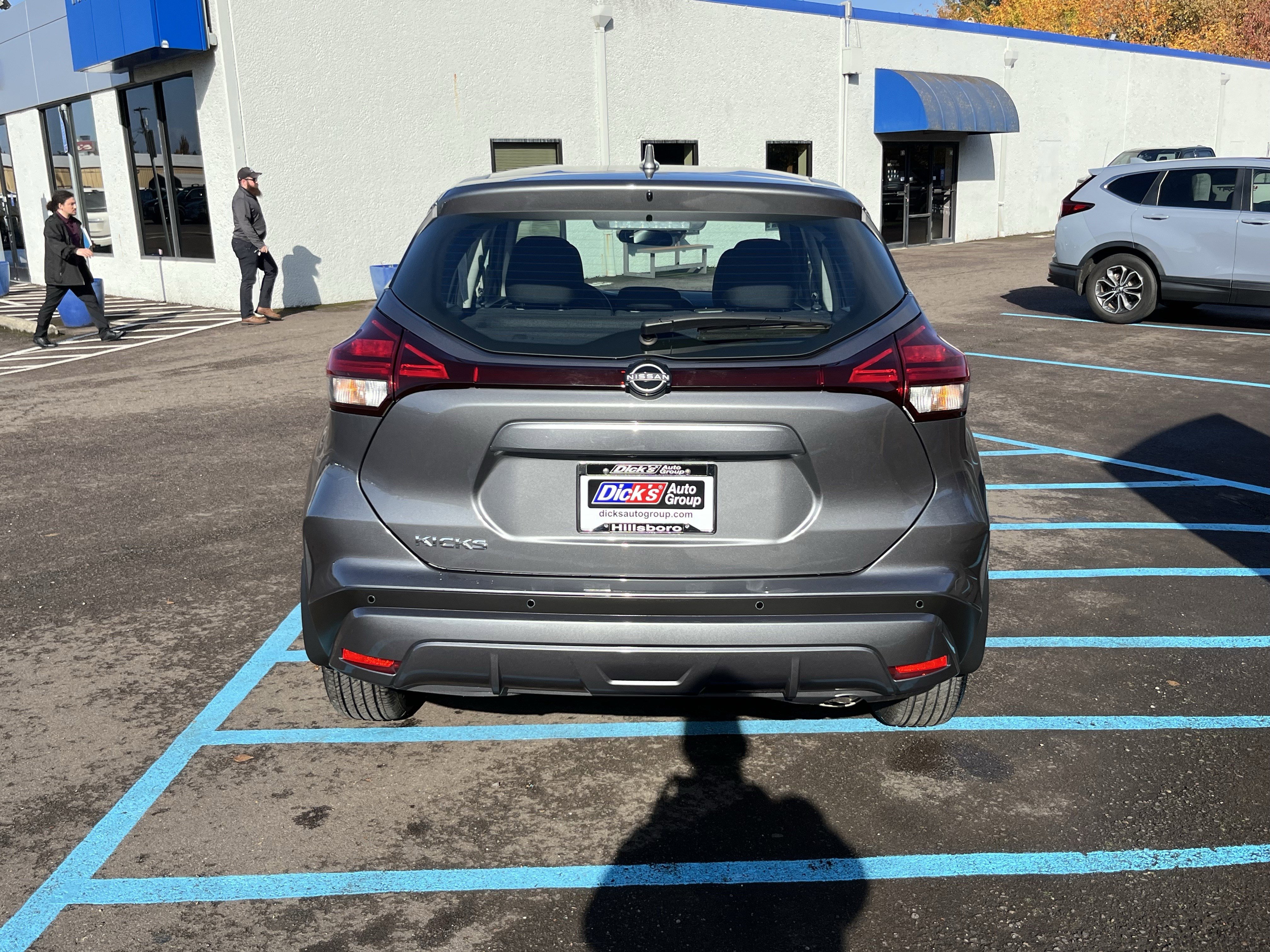 Used 2025 Nissan Kicks Play S image 4