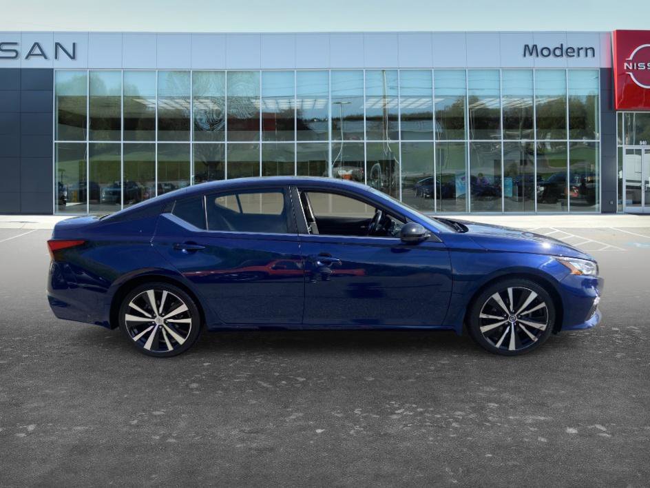 Used 2019 Nissan Altima 2.5 SR w/ SR Premium Package image 4