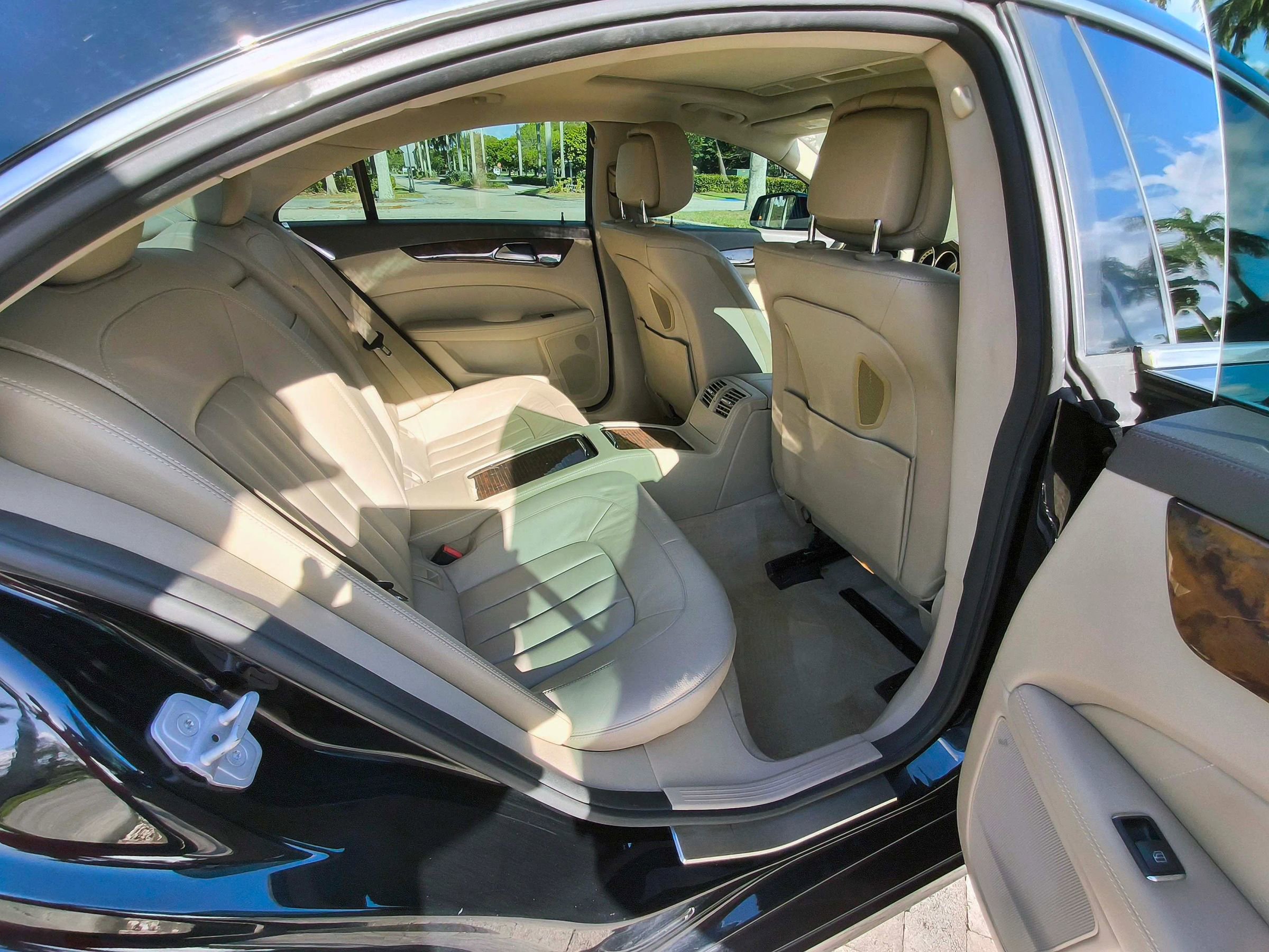 Used 2013 Mercedes-Benz CLS 550 4MATIC image 33