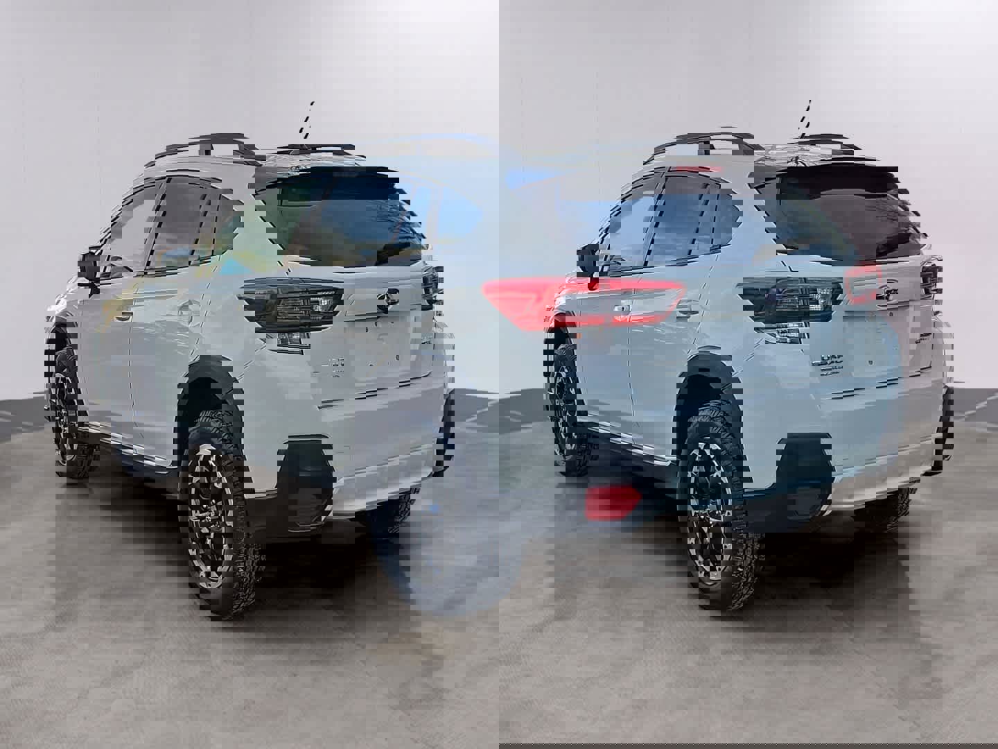 Used 2022 Subaru Crosstrek 2.0i image 6