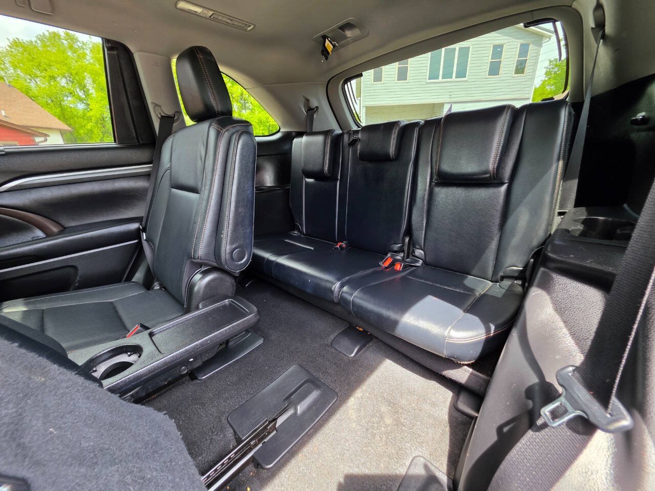 Used 2017 Toyota Highlander Limited AWD/4WD image 22