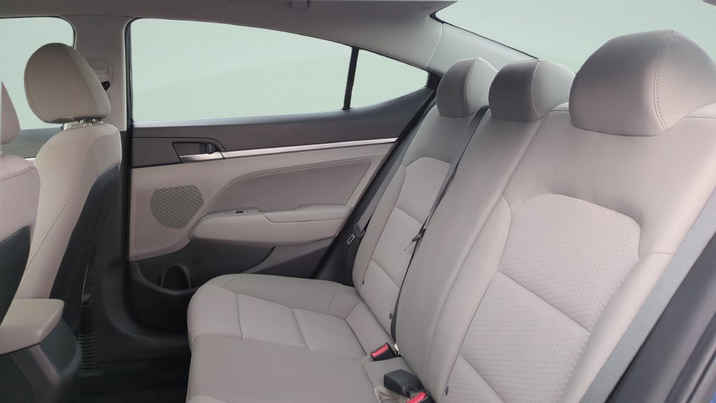 Used 2020 Hyundai Elantra SEL w/ Convenience Package (C2) FWD image 9
