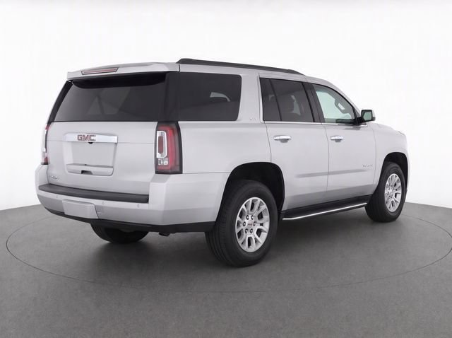 Used 2017 GMC Yukon SLT AWD/4WD image 4
