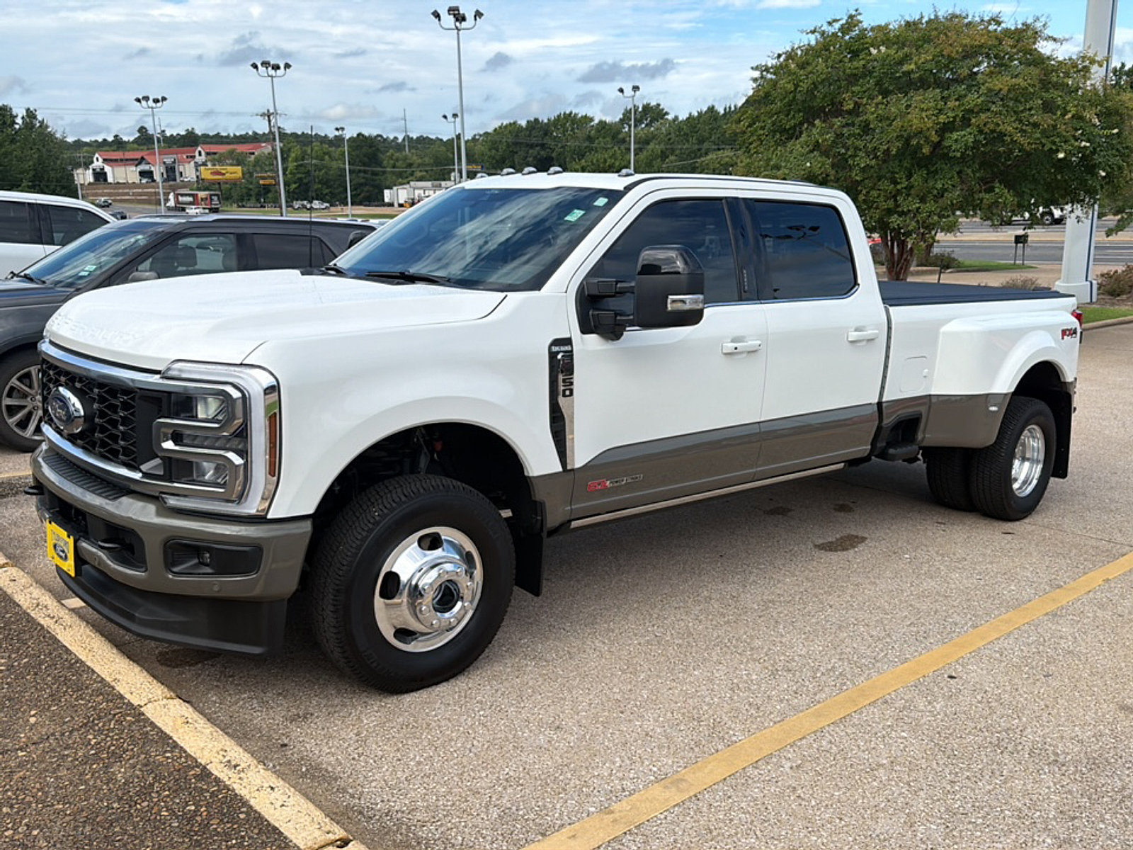 Used 2026 Ford F350 King Ranch AWD/4WD image 4