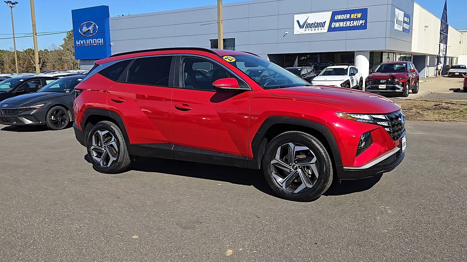 Used 2023 Hyundai Tucson SEL w/ Convenience Package image 2