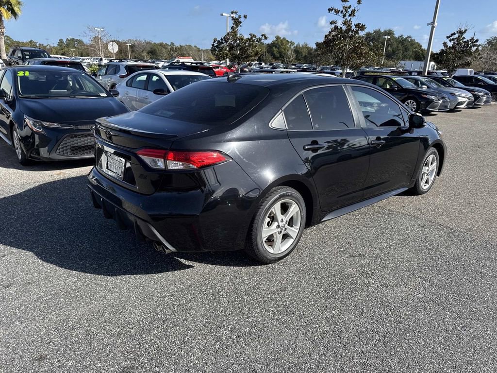 Used 2023 Toyota Corolla SE image 4