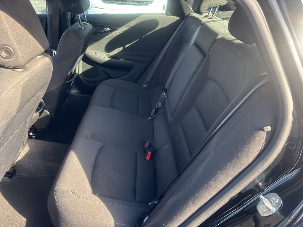 Used 2024 Chevrolet Malibu LT FWD image 17