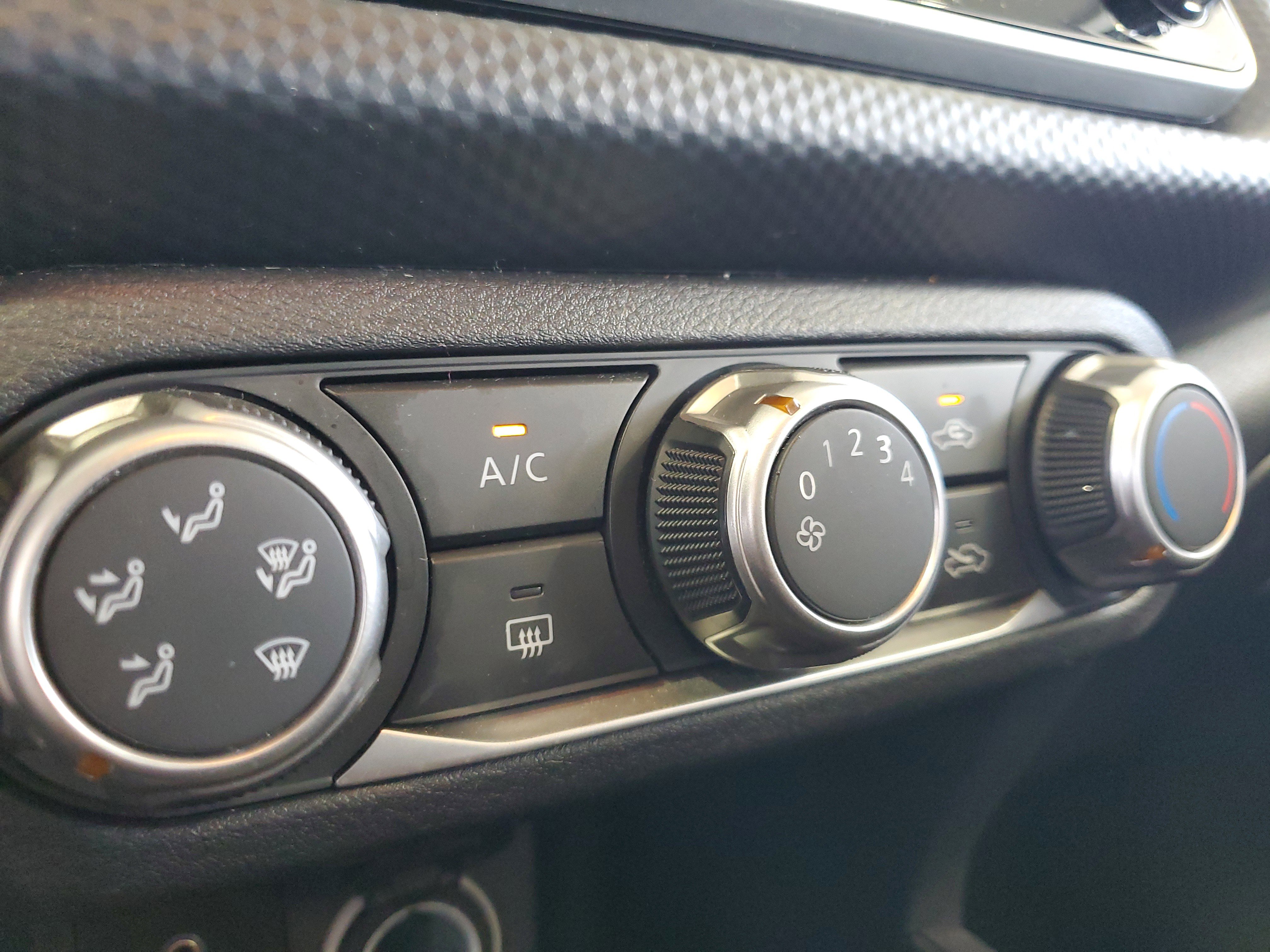 Used 2023 Nissan Kicks S FWD image 28
