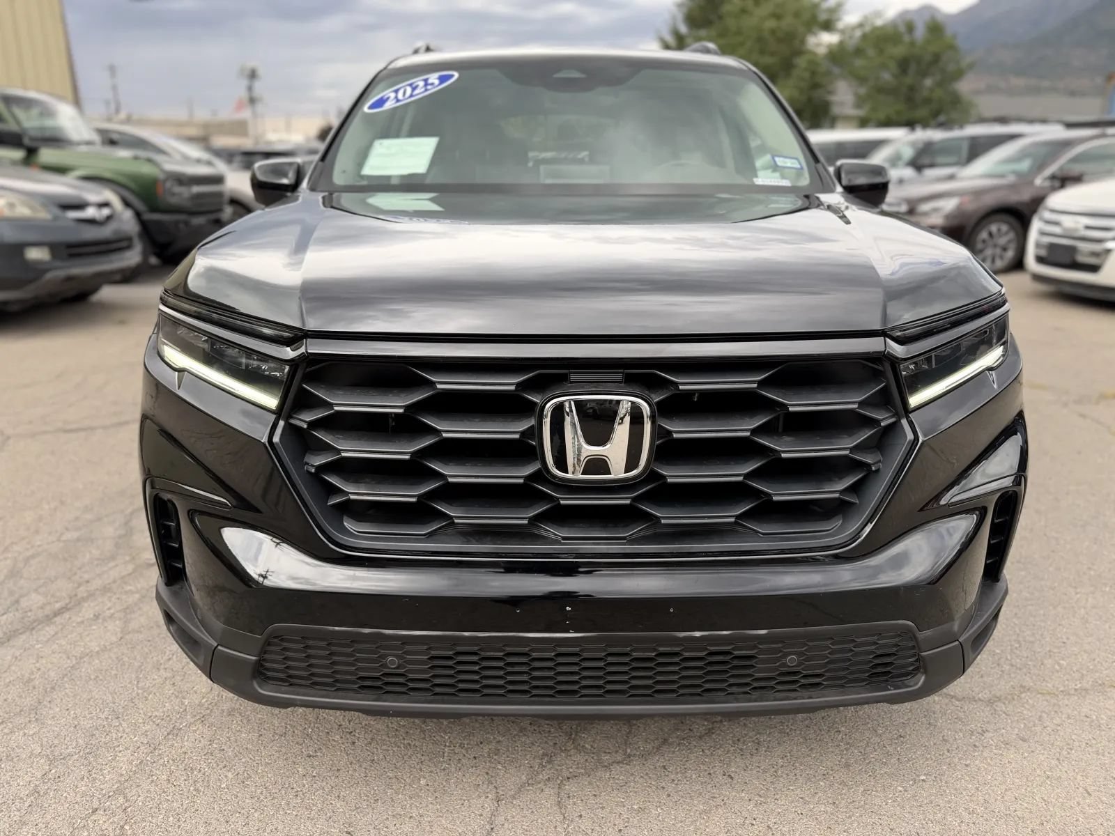 Used 2025 Honda Pilot Touring image 35