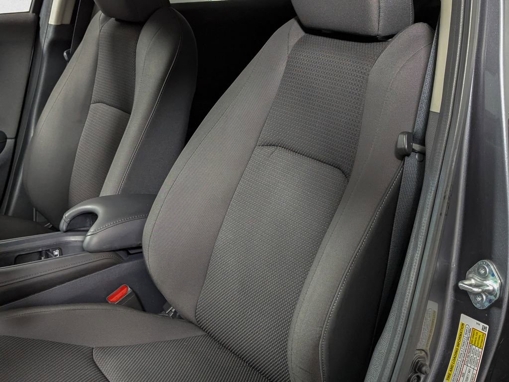 Used 2021 Honda HR-V EX image 17
