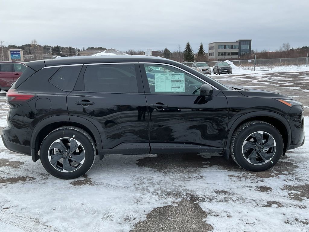 New 2026 Nissan Rogue SV w/ SV Premium Package AWD/4WD image 4