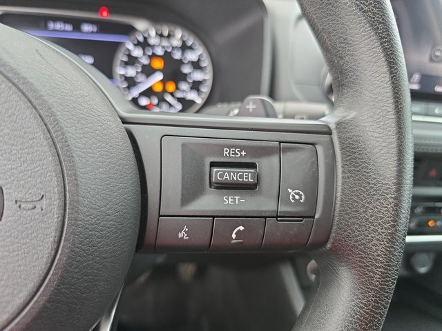 Certified 2022 Nissan Rogue S image 17