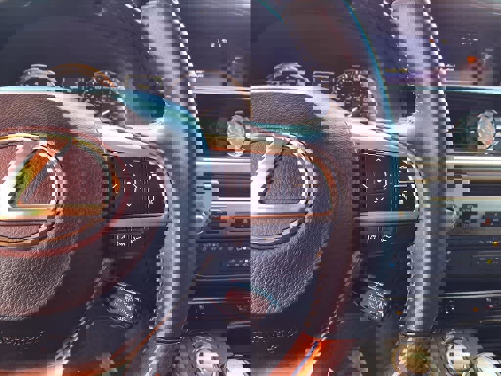 Used 2017 Lexus ES 350 image 10