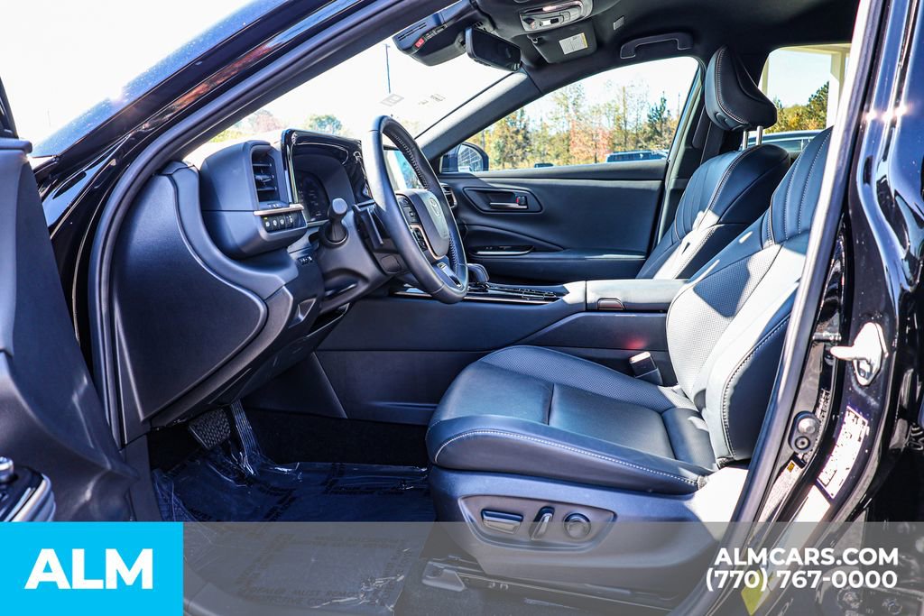 Used 2025 Toyota Crown Signia image 19