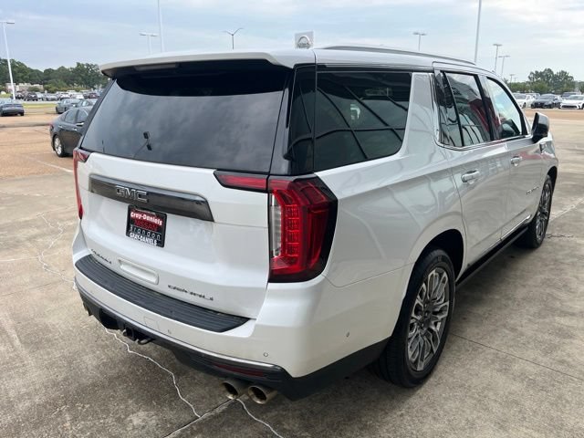 Used 2024 GMC Yukon Denali Ultimate AWD/4WD image 4