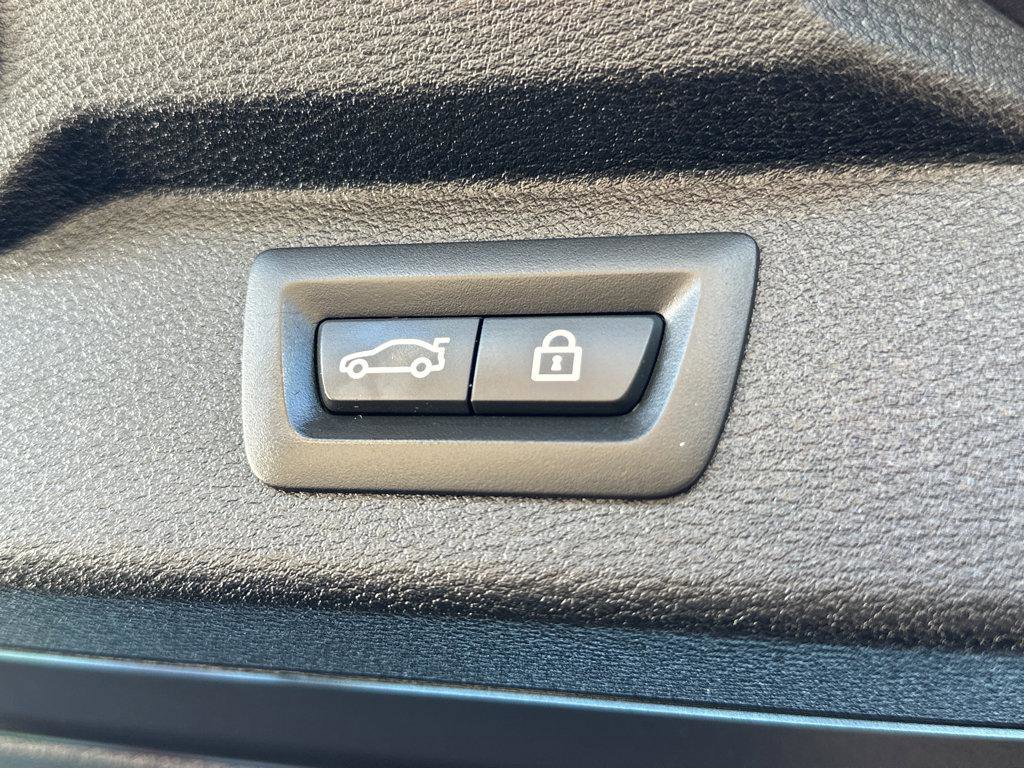 Used 2018 BMW X5 xDrive40e image 38