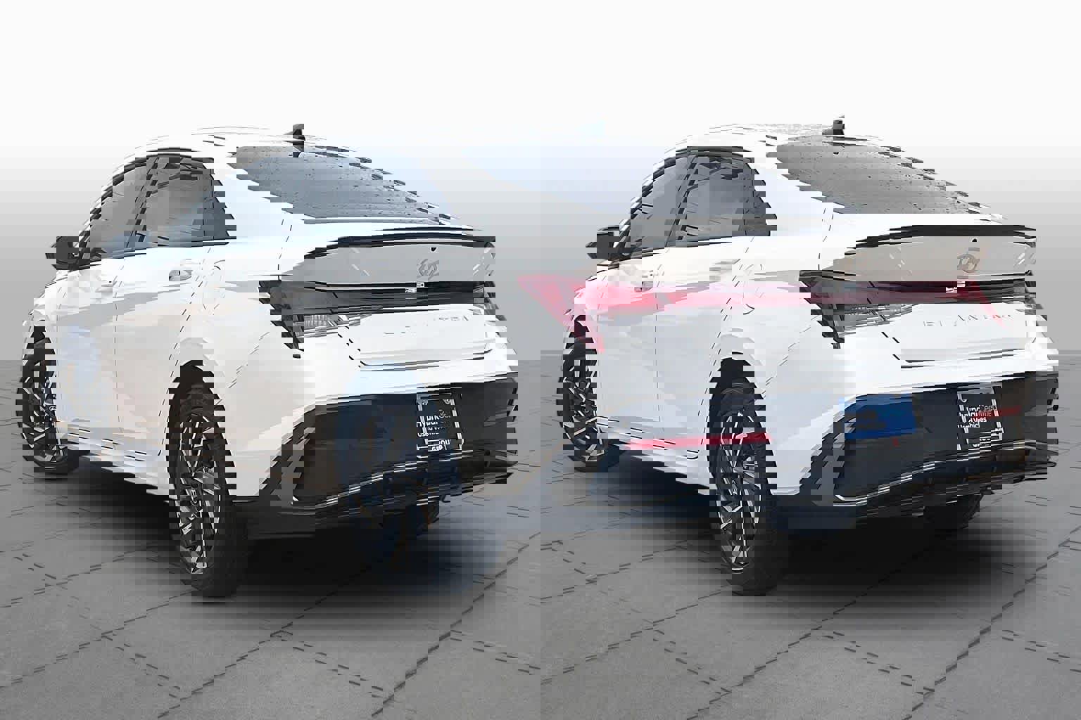 Certified 2025 Hyundai Elantra Sport image 12