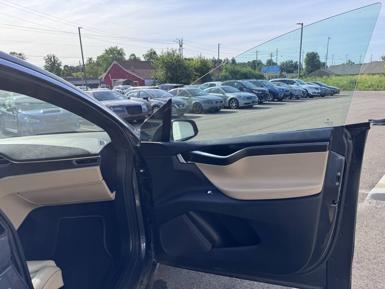 Used 2016 Tesla Model X 90D AWD/4WD image 17