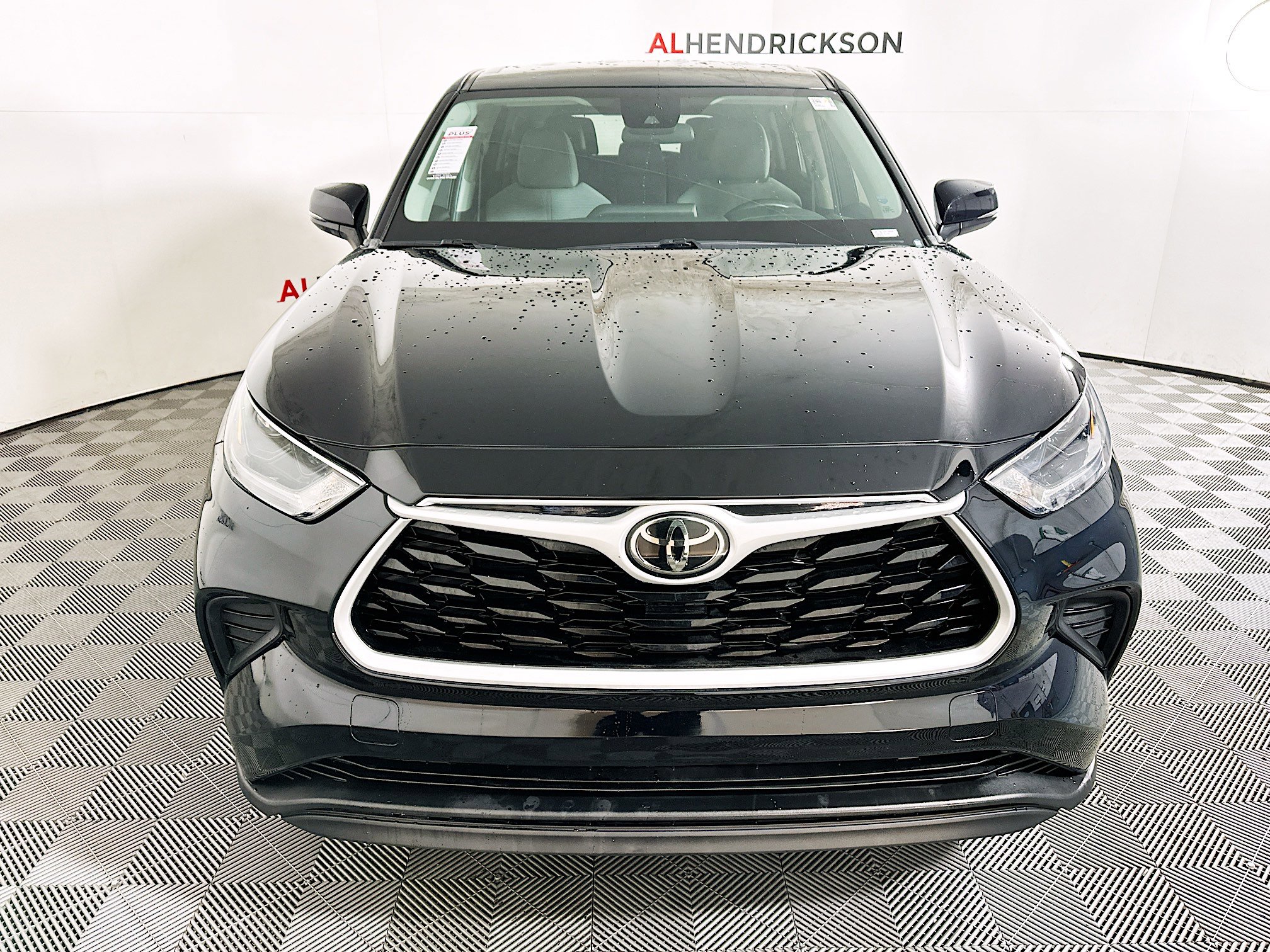 Used 2021 Toyota Highlander L image 8