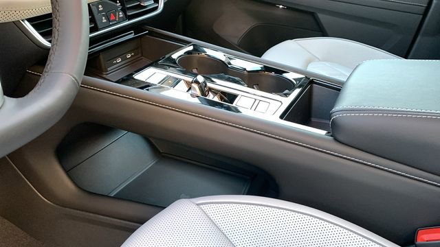 New 2025 Volkswagen Atlas Cross Sport SEL Premium R-Line image 14