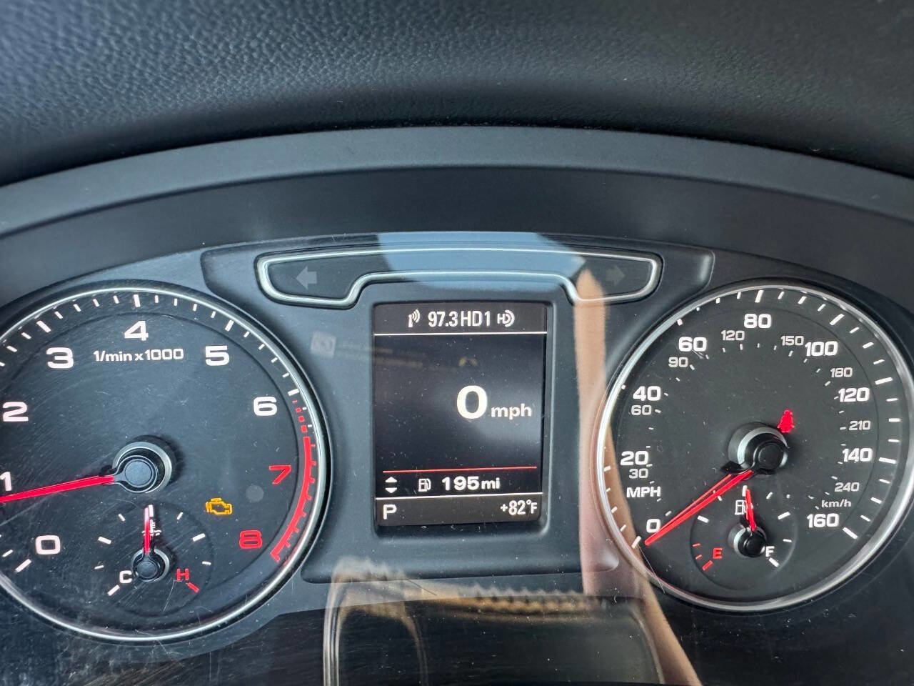 Used 2015 Audi Q3 2.0T Prestige AWD/4WD image 12