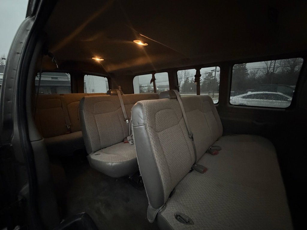 Used 2010 Chevrolet Express 2500 LS image 11